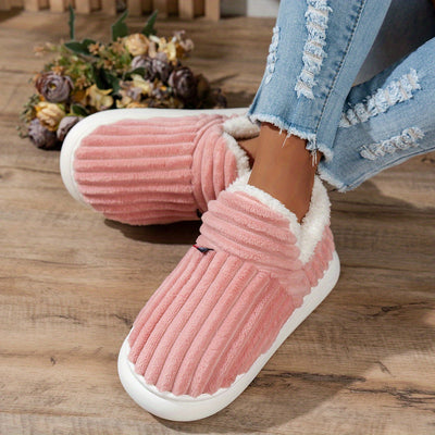 Nino™ | Chaussons en peluche CozyStep