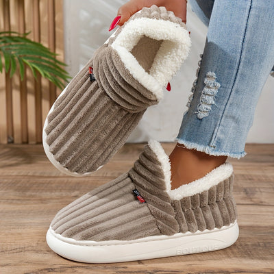 Nino™ | Chaussons en peluche CozyStep