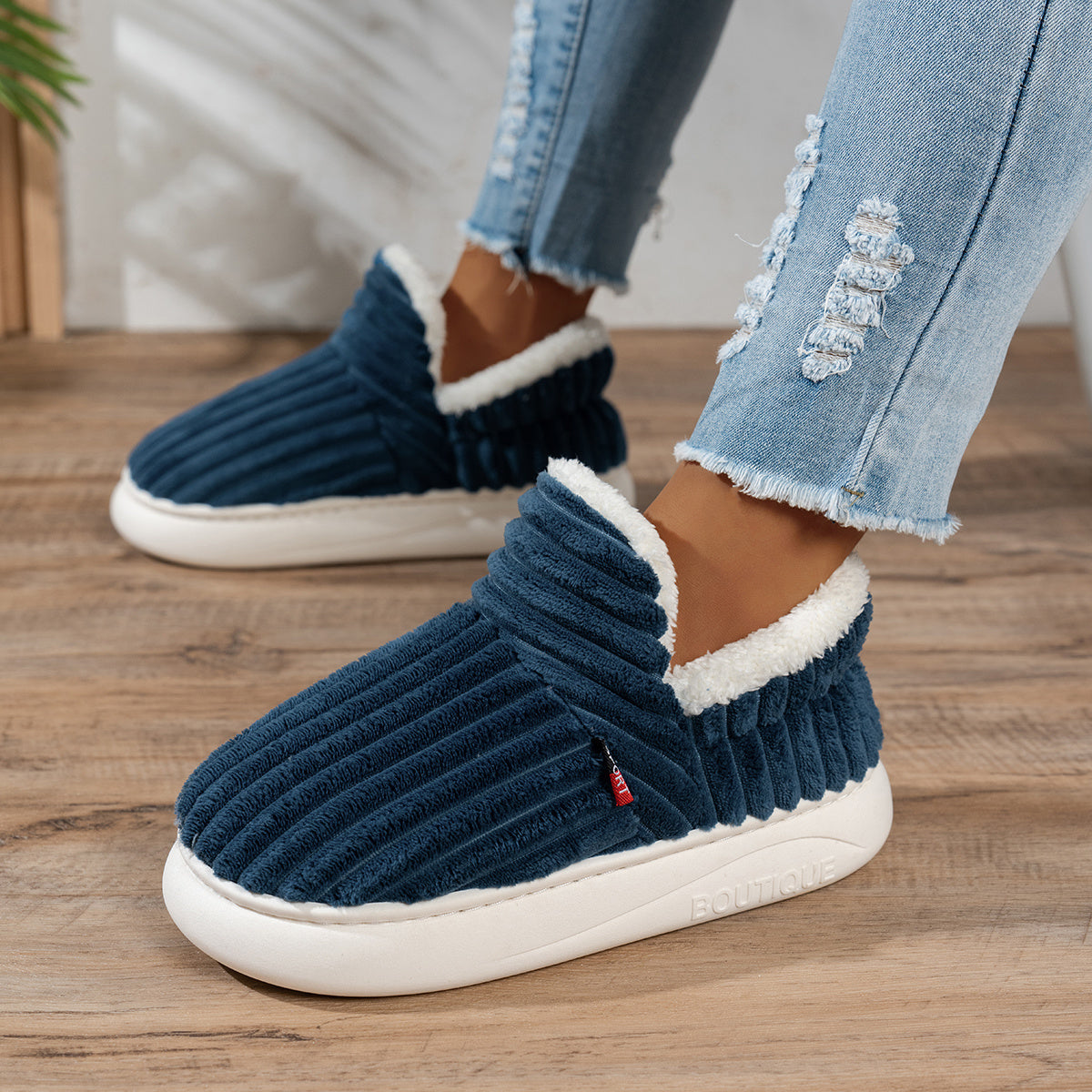 Nino™ | Chaussons en peluche CozyStep